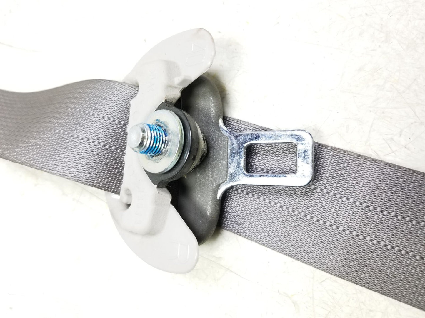 2011 - 2013 Kia Sportage Front Seat Belt Retractor Left & Right  OEM