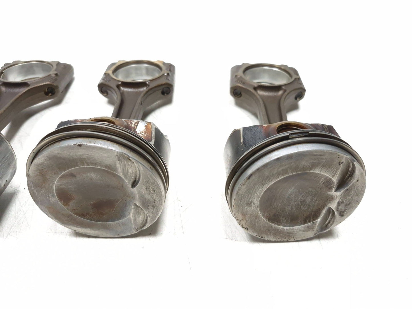 2011 Volkswagen Tiguan Piston & Connecting Rod 4 Pcs 2.0l OEM