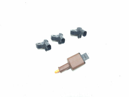 2020 Tesla Model 3 B/c Pillar Accelerometer & Brake Light Switch Sensor 4pcs OEM