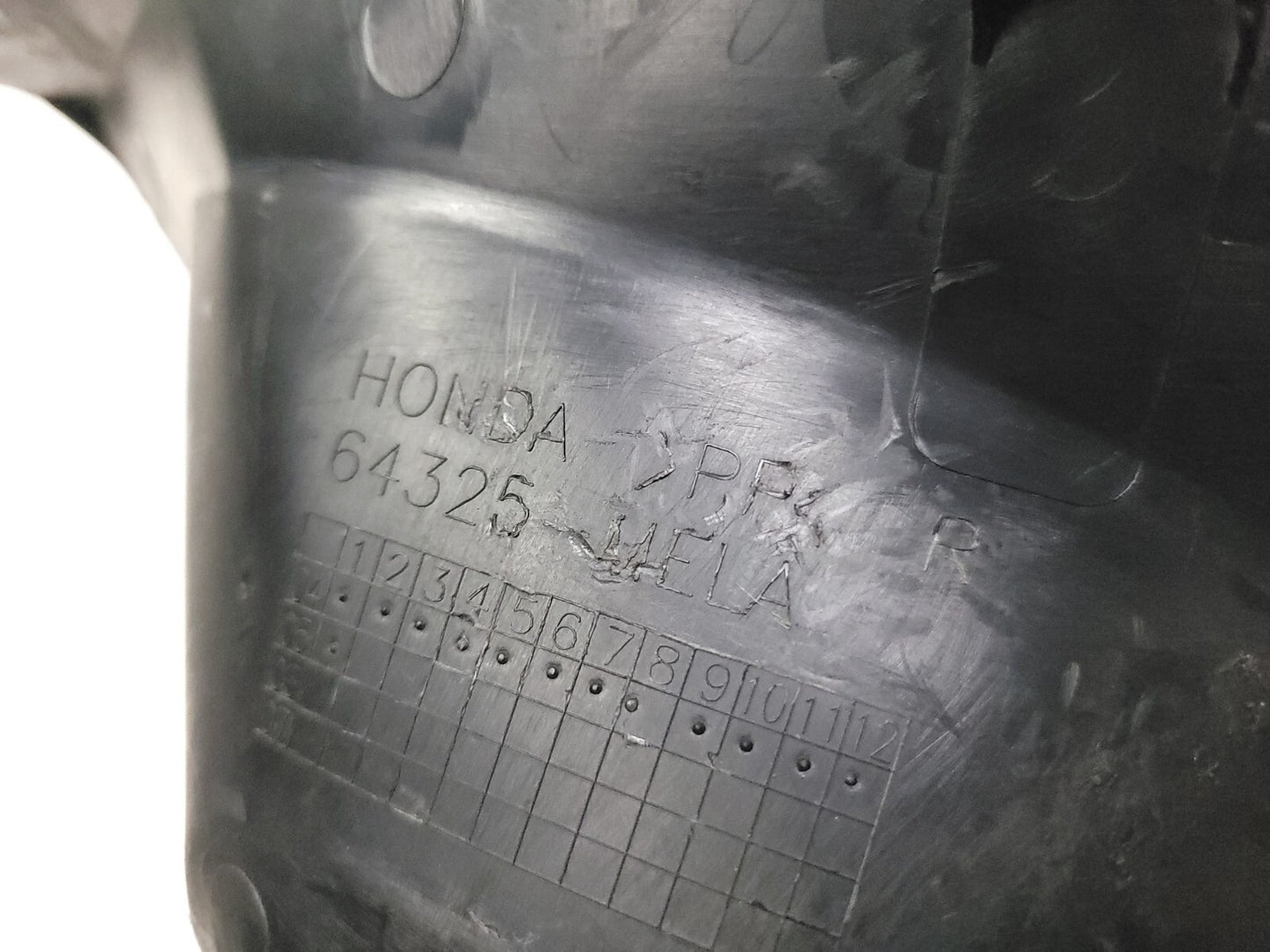 04 05 Honda Cbr 1000rr Front Right Middle Cowl Fairing OEM 12k Miles