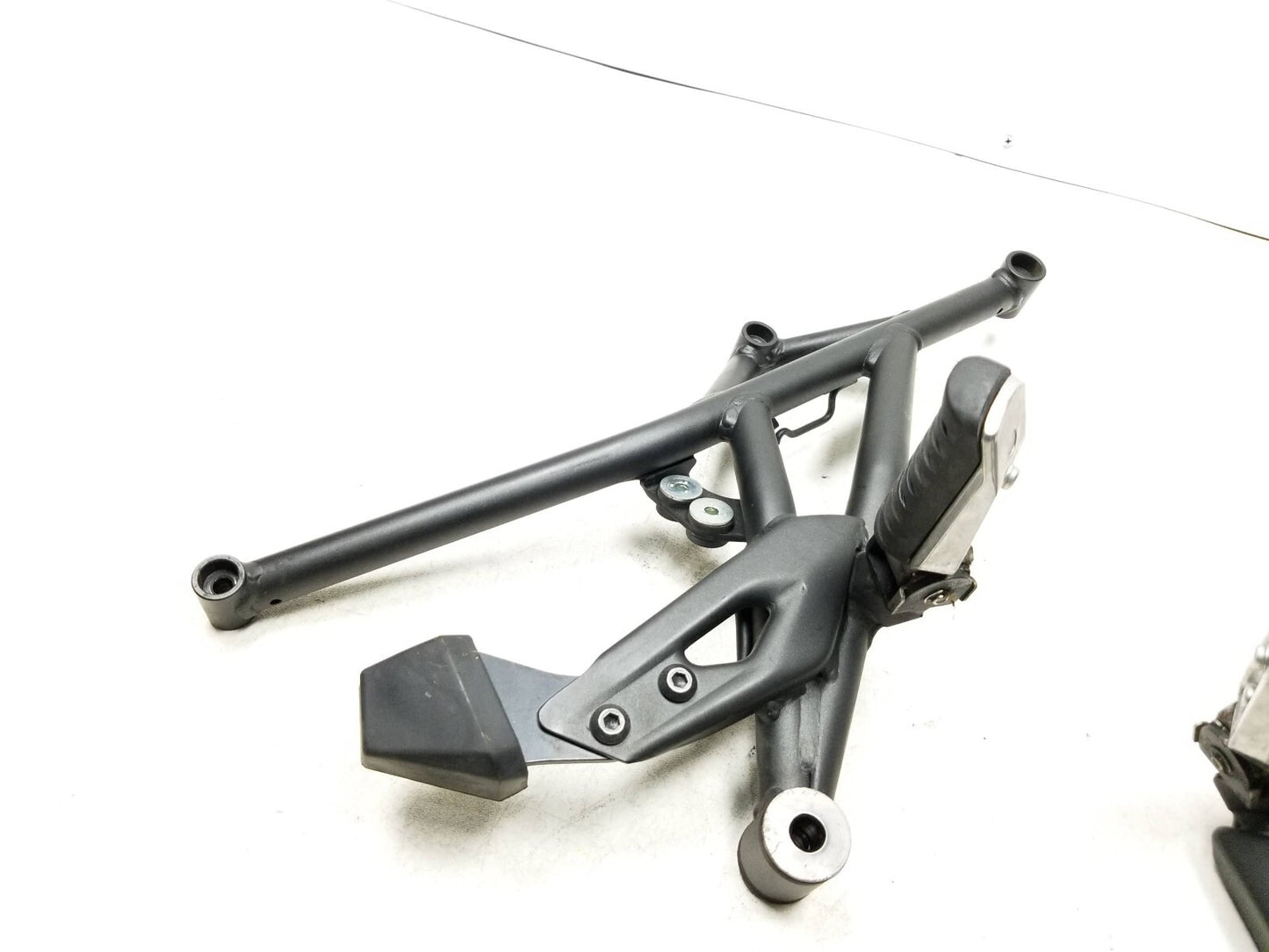 2015-2018 Kawasaki Klz1000 Versys 1000 Rear Foot Peg W/ Bracket Left & Right OEM