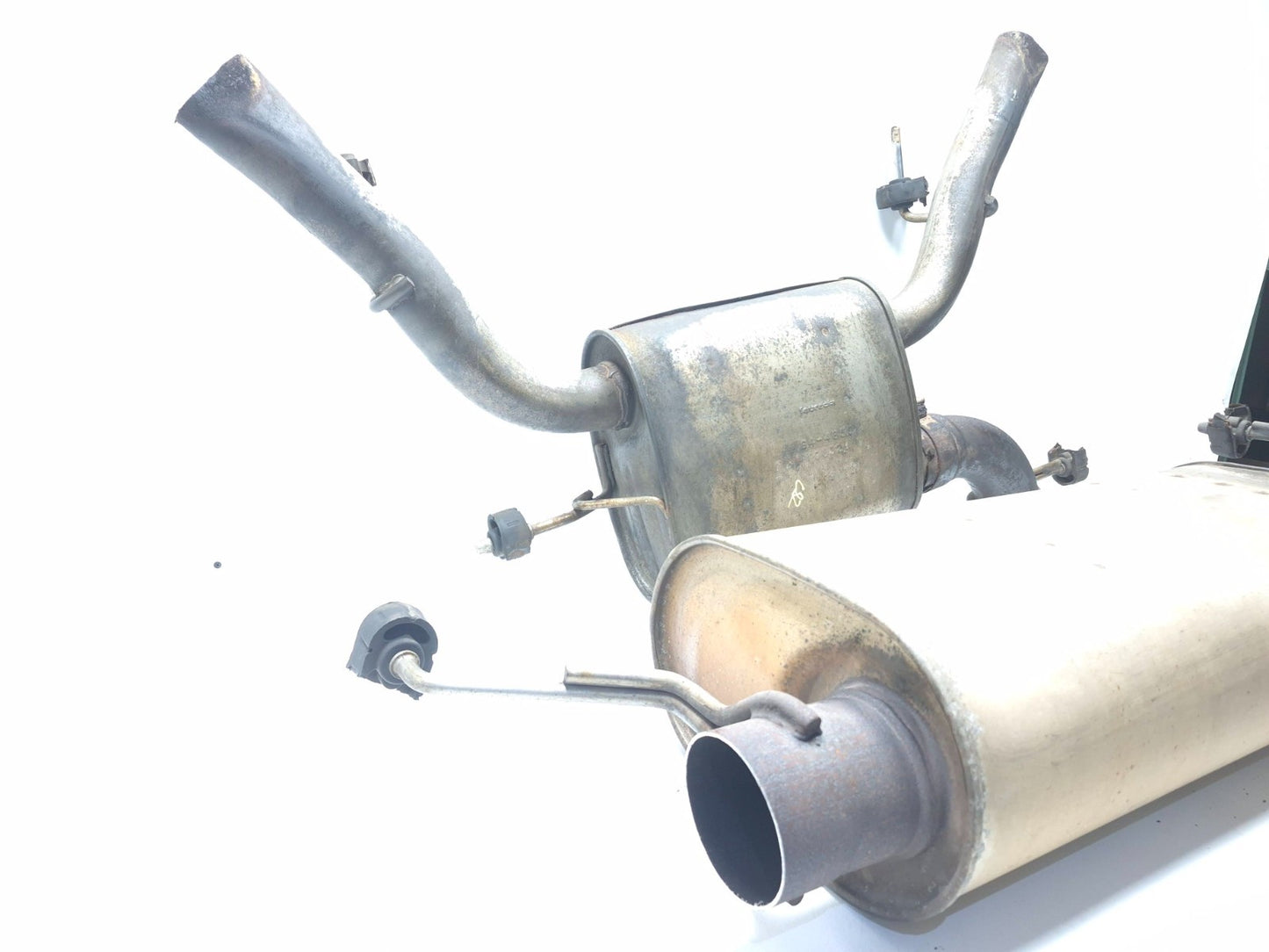 2013 Cadillac Escalade Esv Platinum 6.2l Rear Exhaust Muffler Pair OEM