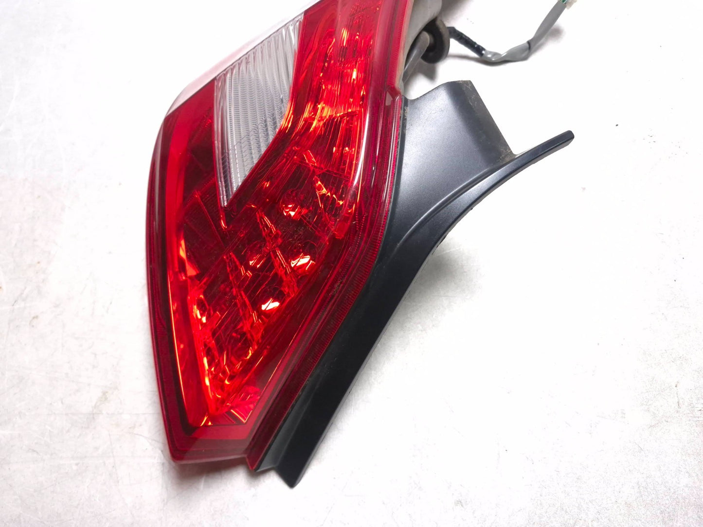 2010 Nissan Maxima Sv Rear Tail Light 2pcs OEM