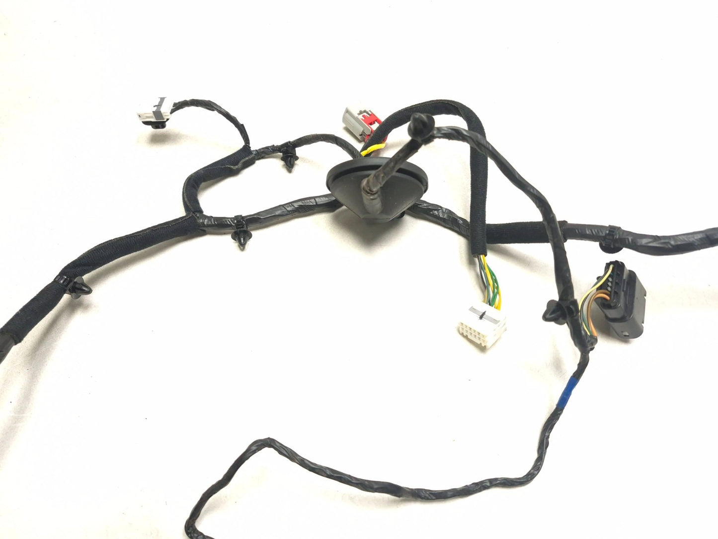 2018 Hyundai Sonata Front Door Wire Harness Passenger Side Right OEM