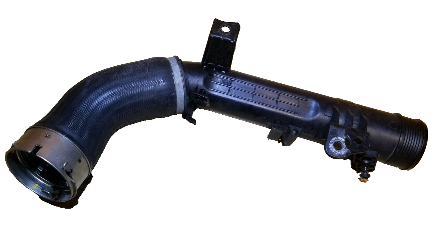 14 15 16 17 Volvo S60 Intercooler Air Pipe Hose 31686412 OEM 42k