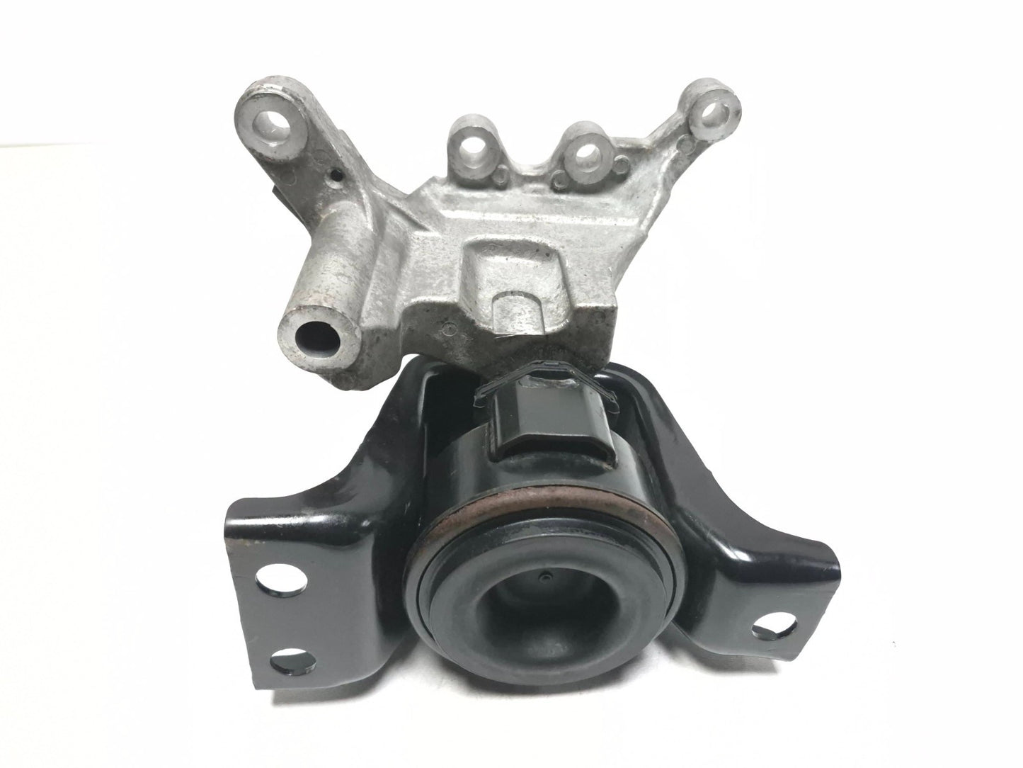 2011 Nissan Juke Engine Mount OEM