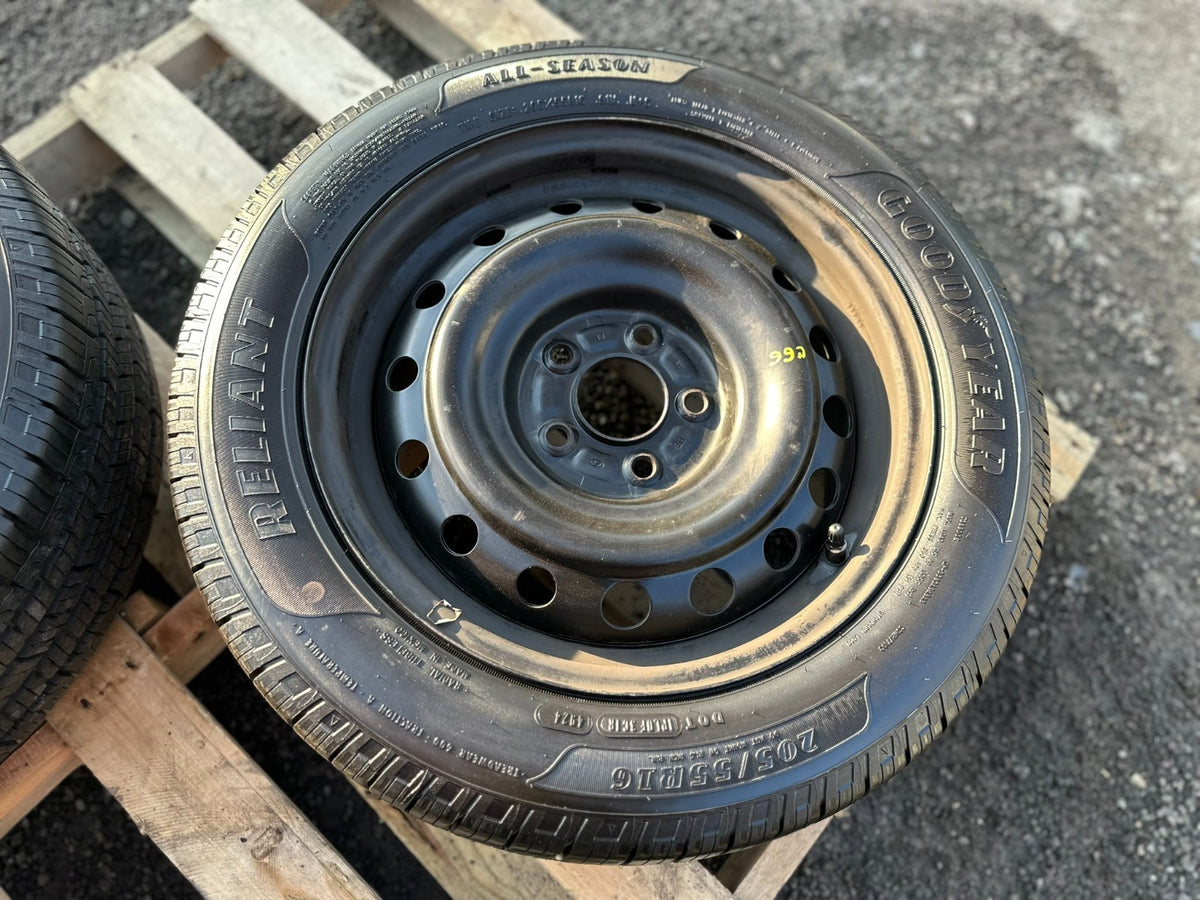 2012 Hyundai Sonata Steel Wheel Rim W/ Tire Good Year 205/55r16 10/32" 2pcs OEM