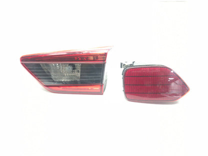 2022 Subaru Crosstrek Tail Light Inner & Reflector Passenger Side Right OEM