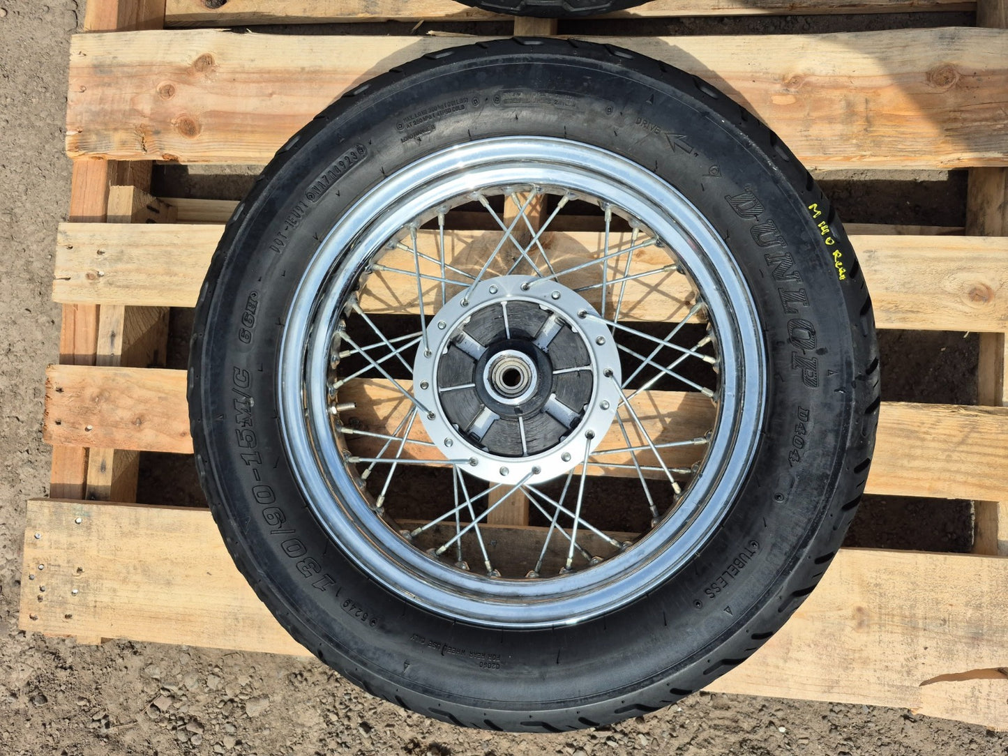 2006 Suzuki Gz250 Wheel Rim W/ Tire Front & Rear Pair R 16 R 15 OEM