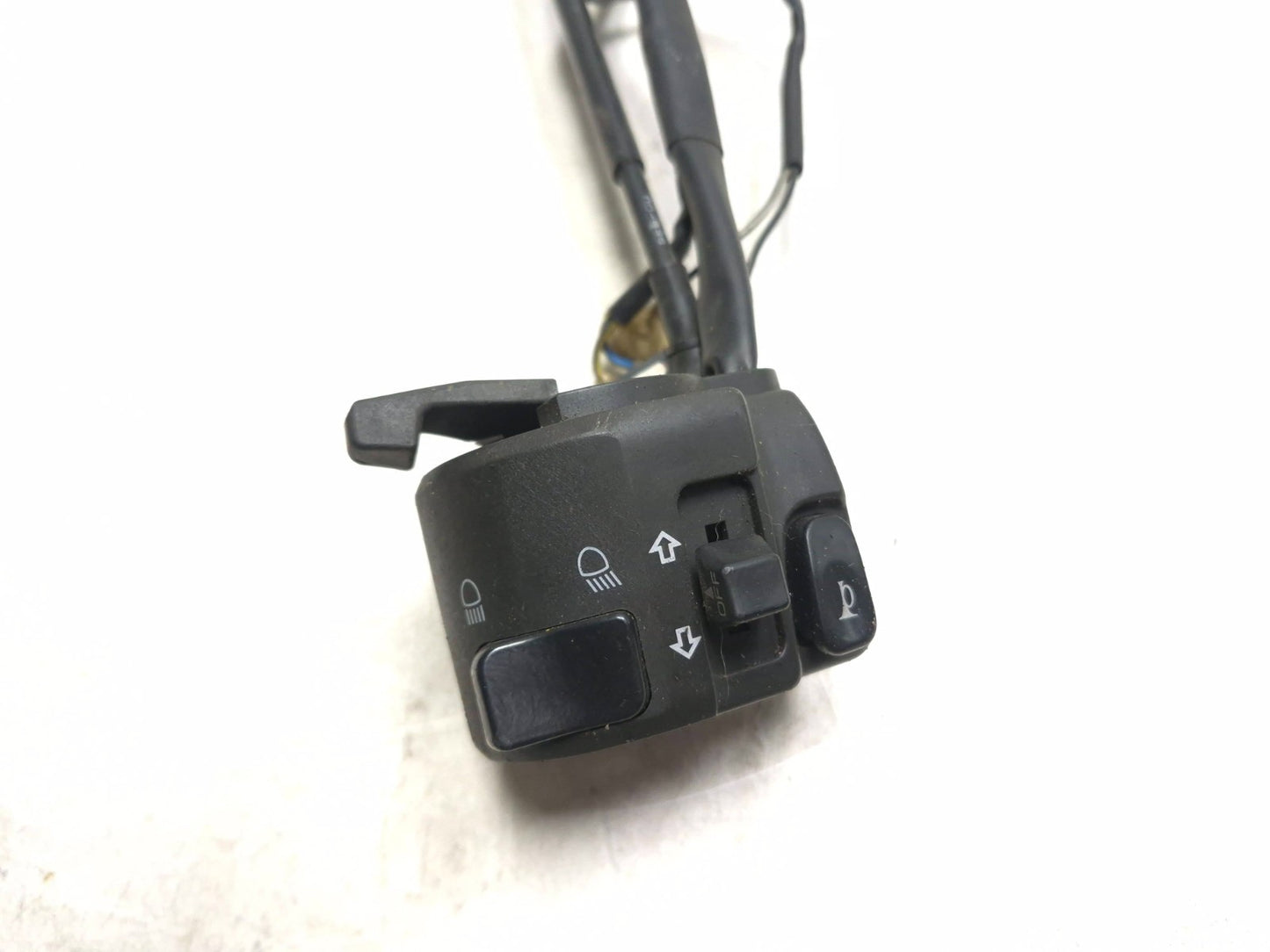 2002 Yamaha Yzf-r6 Left Handlebar Switch *has Damage* OEM
