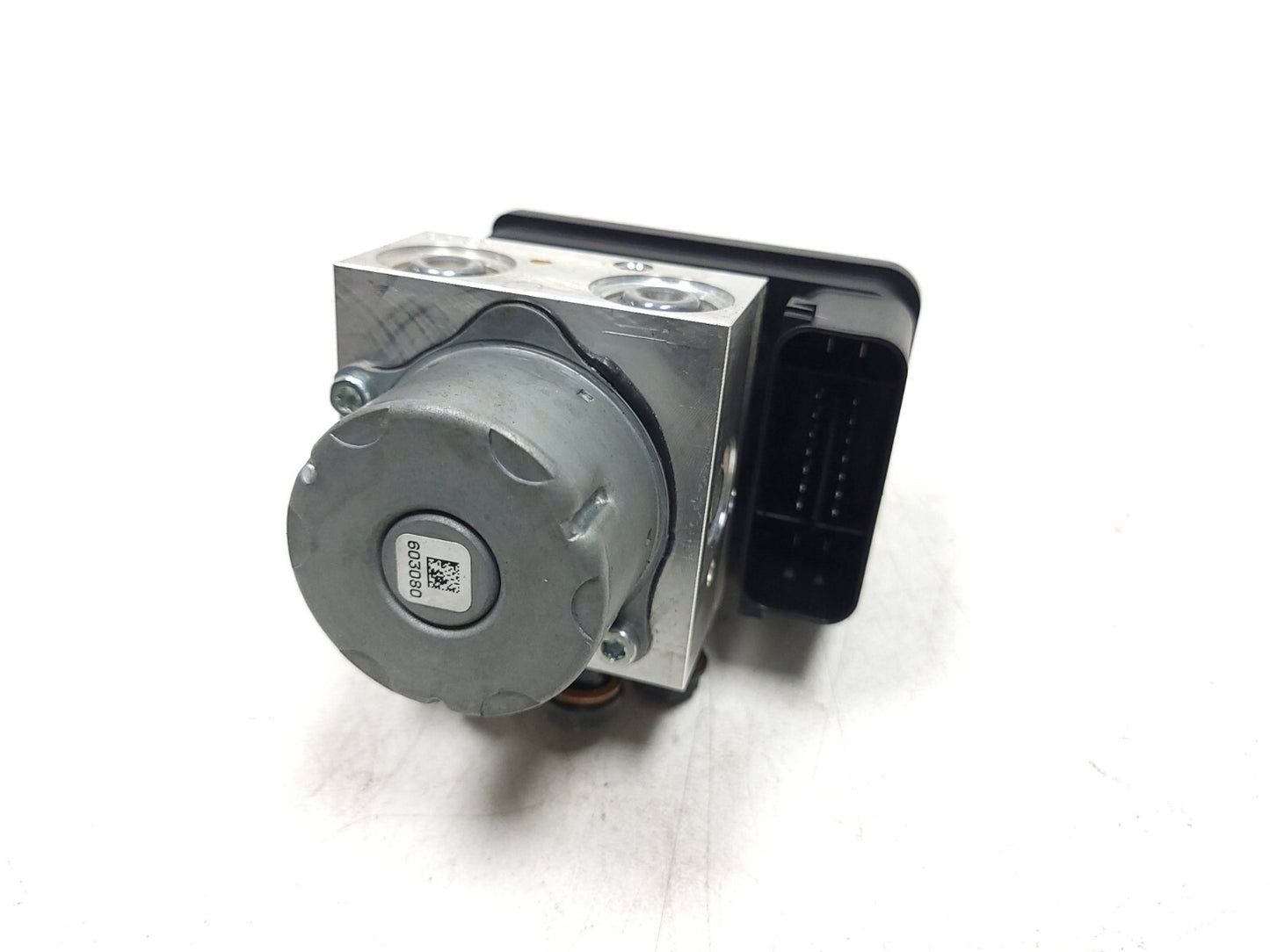 2017 - 2024 BMW G310r G310gs Abs Anti Lock Brake Pump  OEM