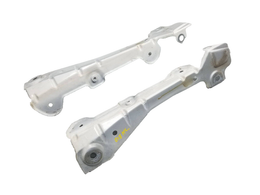 2007 Mercedes Ml500 Front Fender Mount Bracket Pair Left & Right  W164 Ml OEM