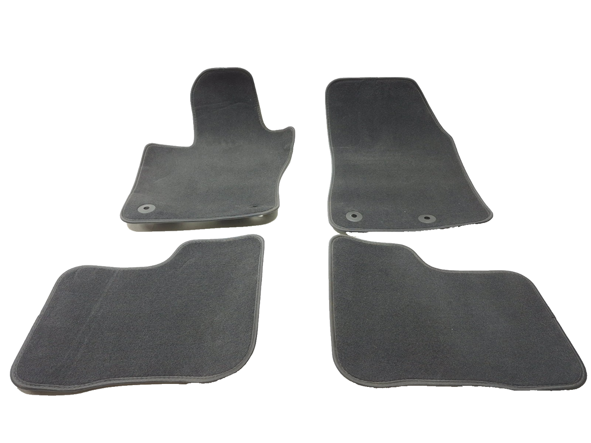 2015 Jeep Renegade Floor Mat 4 Pcs OEM