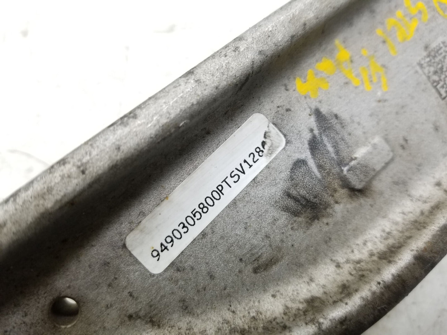 2017-2023 Alfa Romeo Stelvio Control Arm Front Passenger Side Left OEM