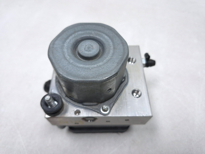 2022 Can-am Ryker 900 ABS Module Pump OEM