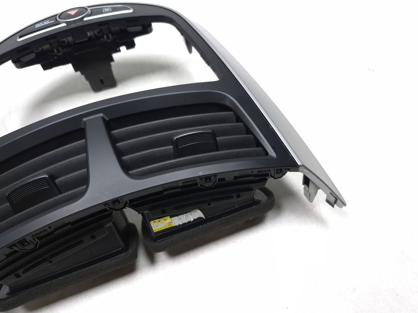 2014 Hyundai Accent Radio Trim Bezel OEM 84740-1r100