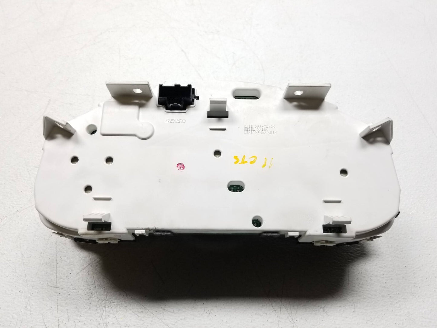 2011 Cadillac CTS Speedometer Instrument Gauge Cluster OEM