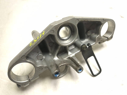 2004 Yamaha Fz6 S Upper Triple Tree OEM