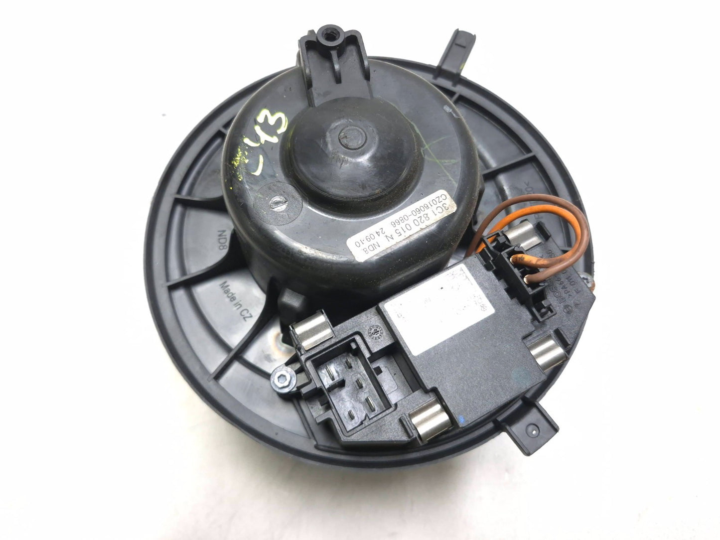 2011 Volkswagen Tiguan Blower Motor & Resistor OEM
