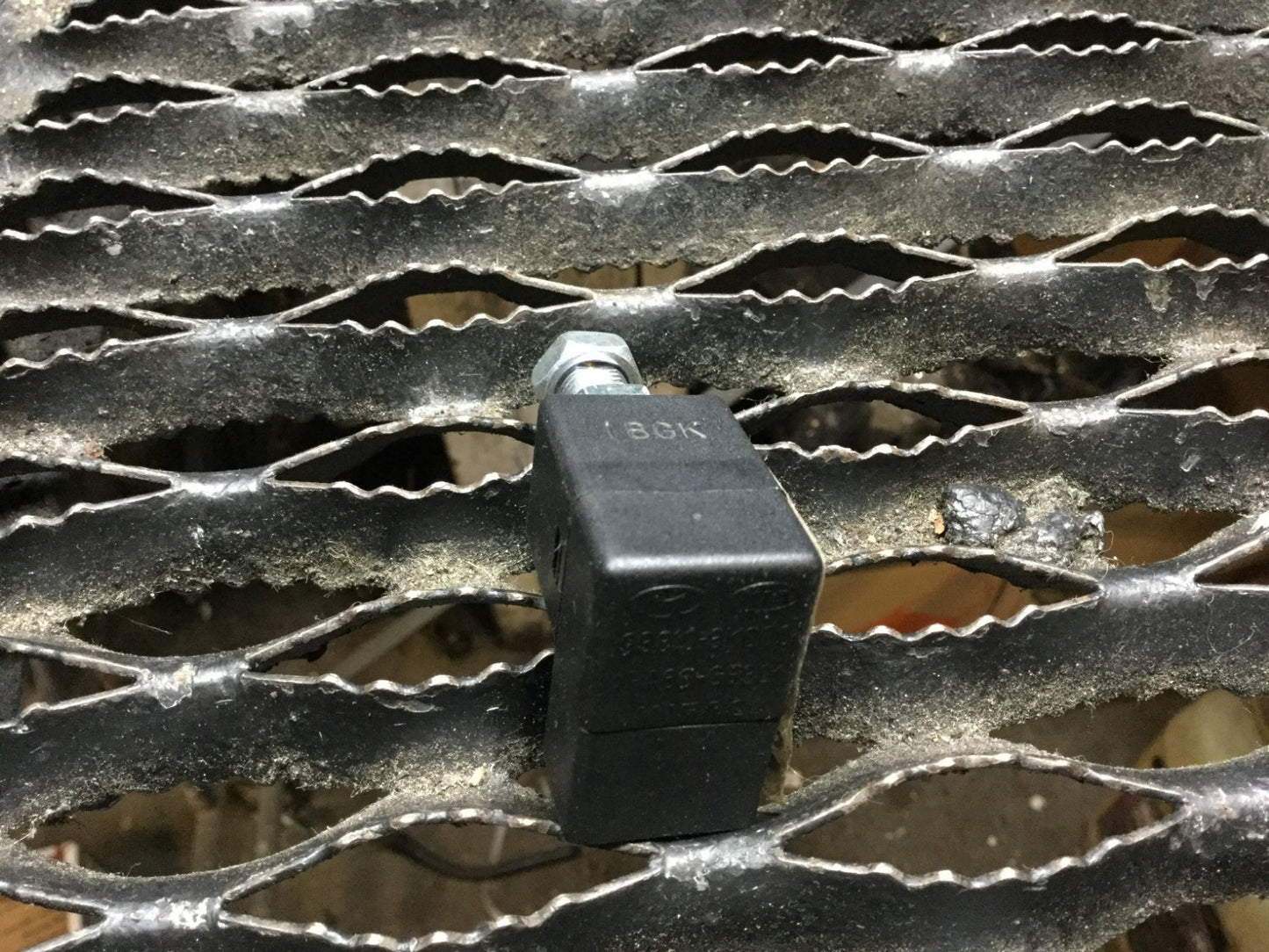 06 07 08 09 10 11 Kia Stop Lamp Switch OEM 938103k000