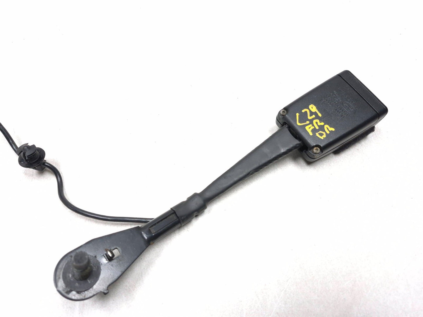 2017 Jaguar Xe Front Left Driver Seat Belt Buckle Latch OEM
