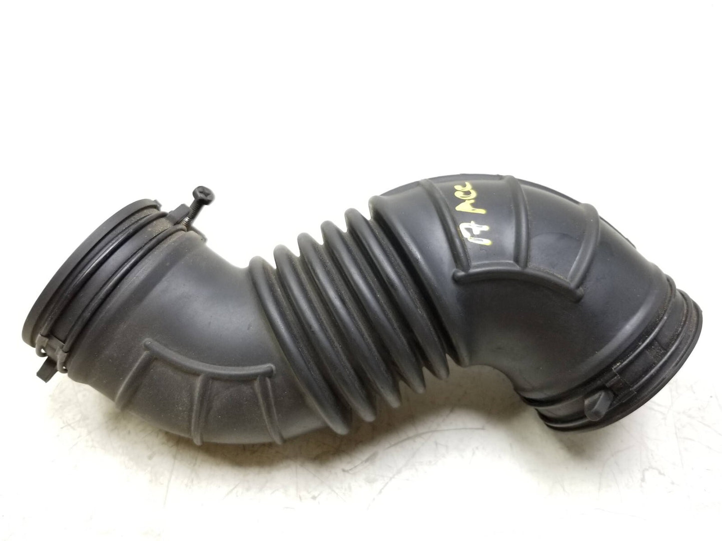 2012 - 2017 Hyundai Accent Air Intake Tube Hose   1.6l OEM