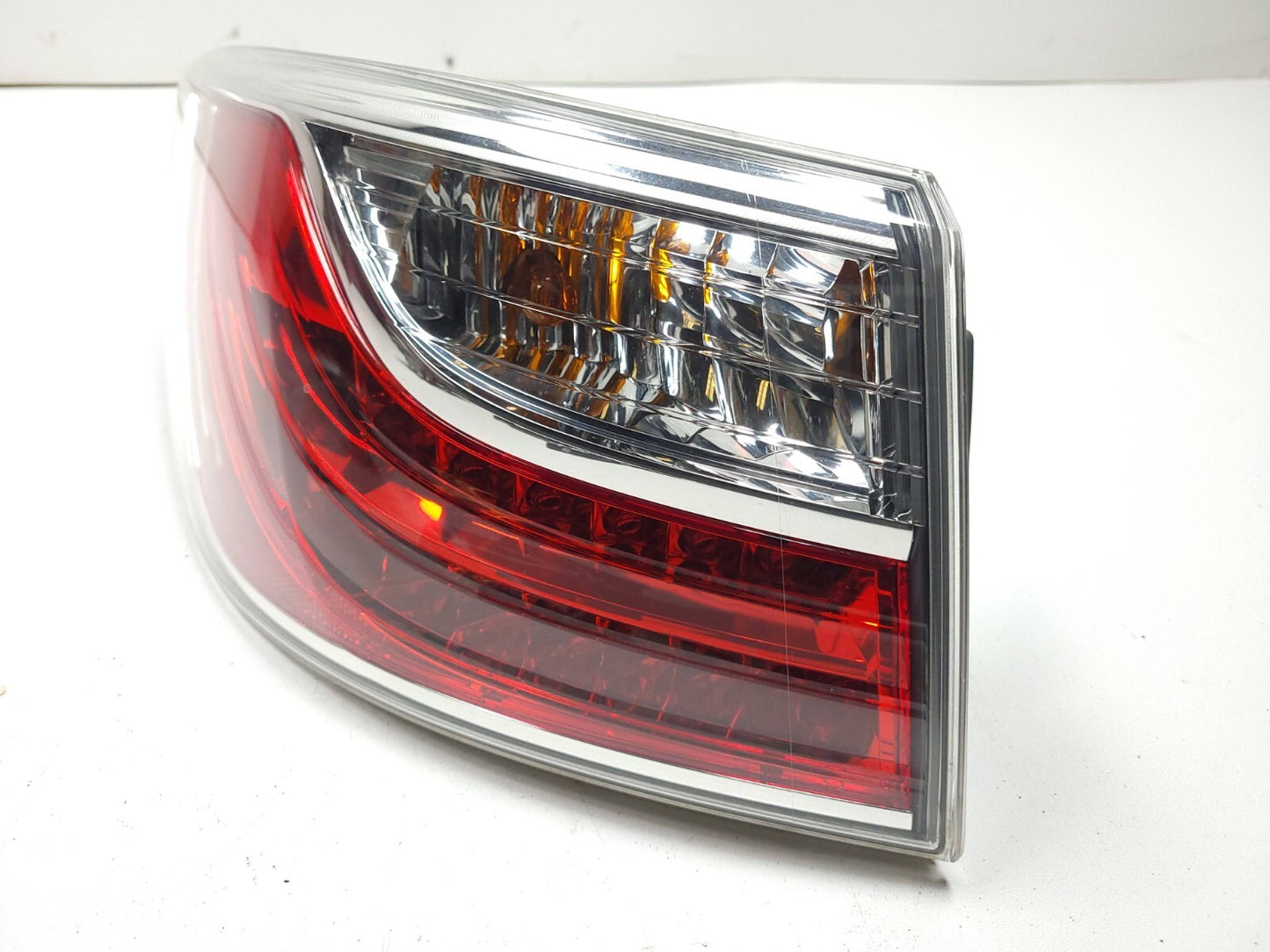 2010 - 2012 Mazda Cx-9 Tail Light Left & Right 4pcs OEM