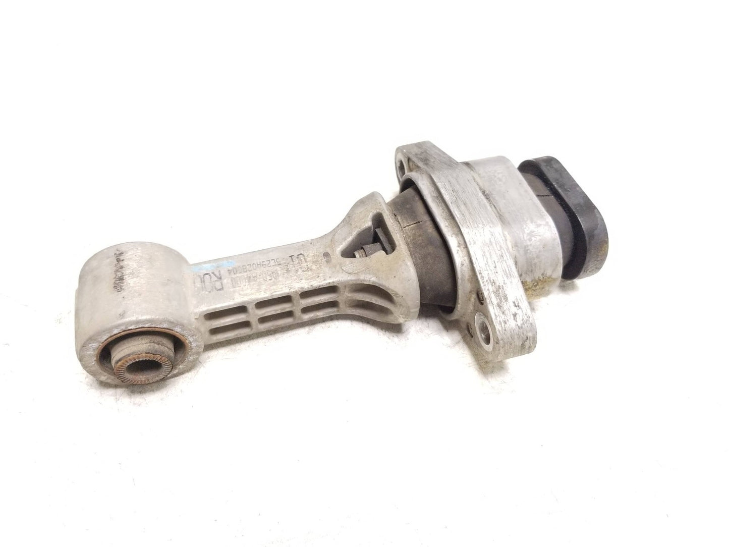 2014 - 2019 Kia Soul Front Engine Motor Mount  Lower OEM