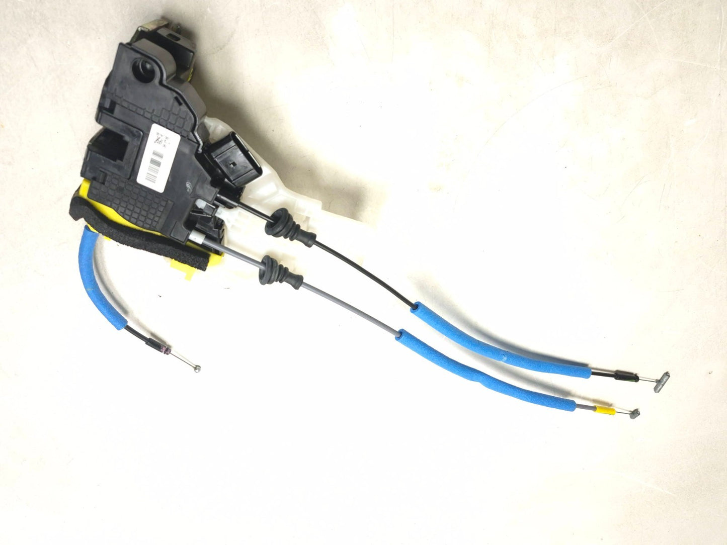 2018 Hyundai Sonata Front Door Lock Latch Actuator Passenger Side Right OEM