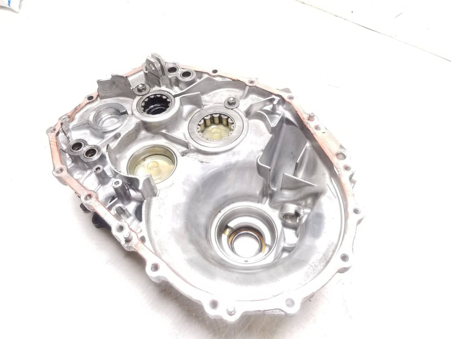 2014 - 2016 Kia Soul Automatic Transmission Bell Housing OEM