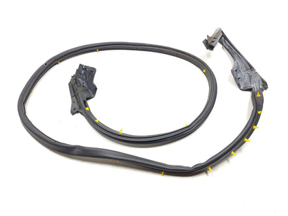 2013-2016 Hyundai Genesis Coupe Door Weatherstrip Seal Right Passenger Side OEM