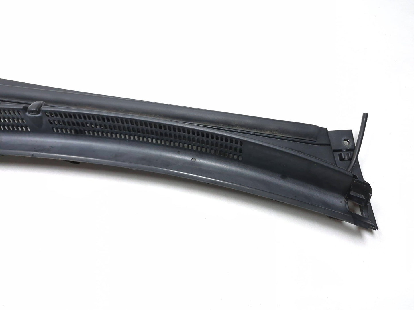 2013 Hyundai Genesis Coupe Windshield Wiper Motor Cover Cowl OEM