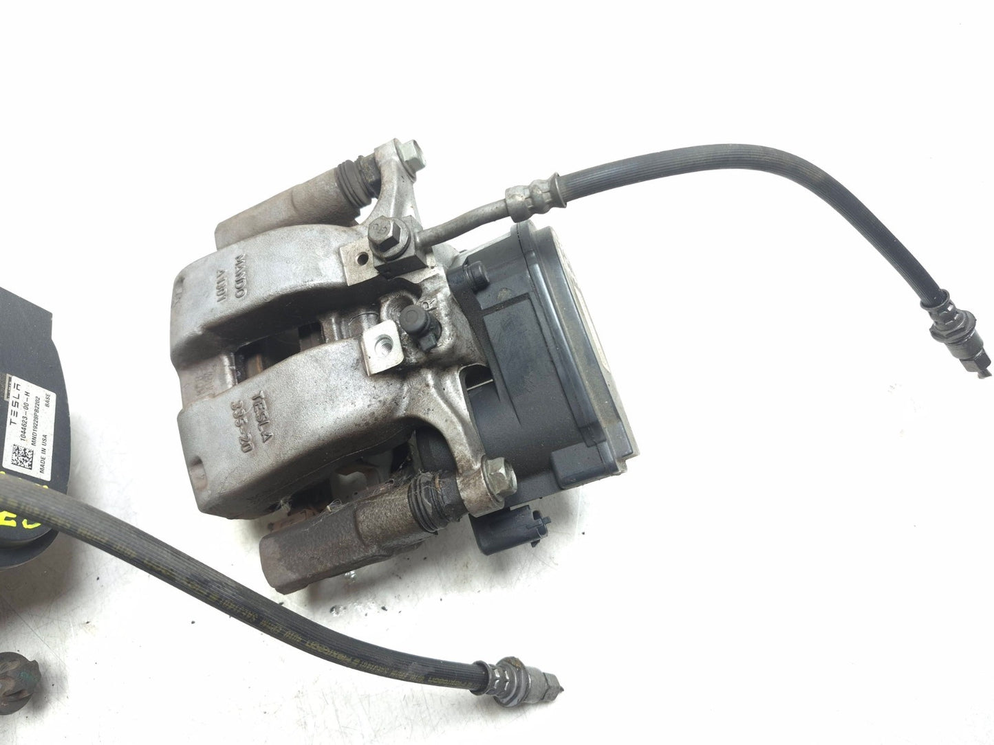2019 Tesla Model 3 Rear Brake Caliper Left & Right Pair OEM