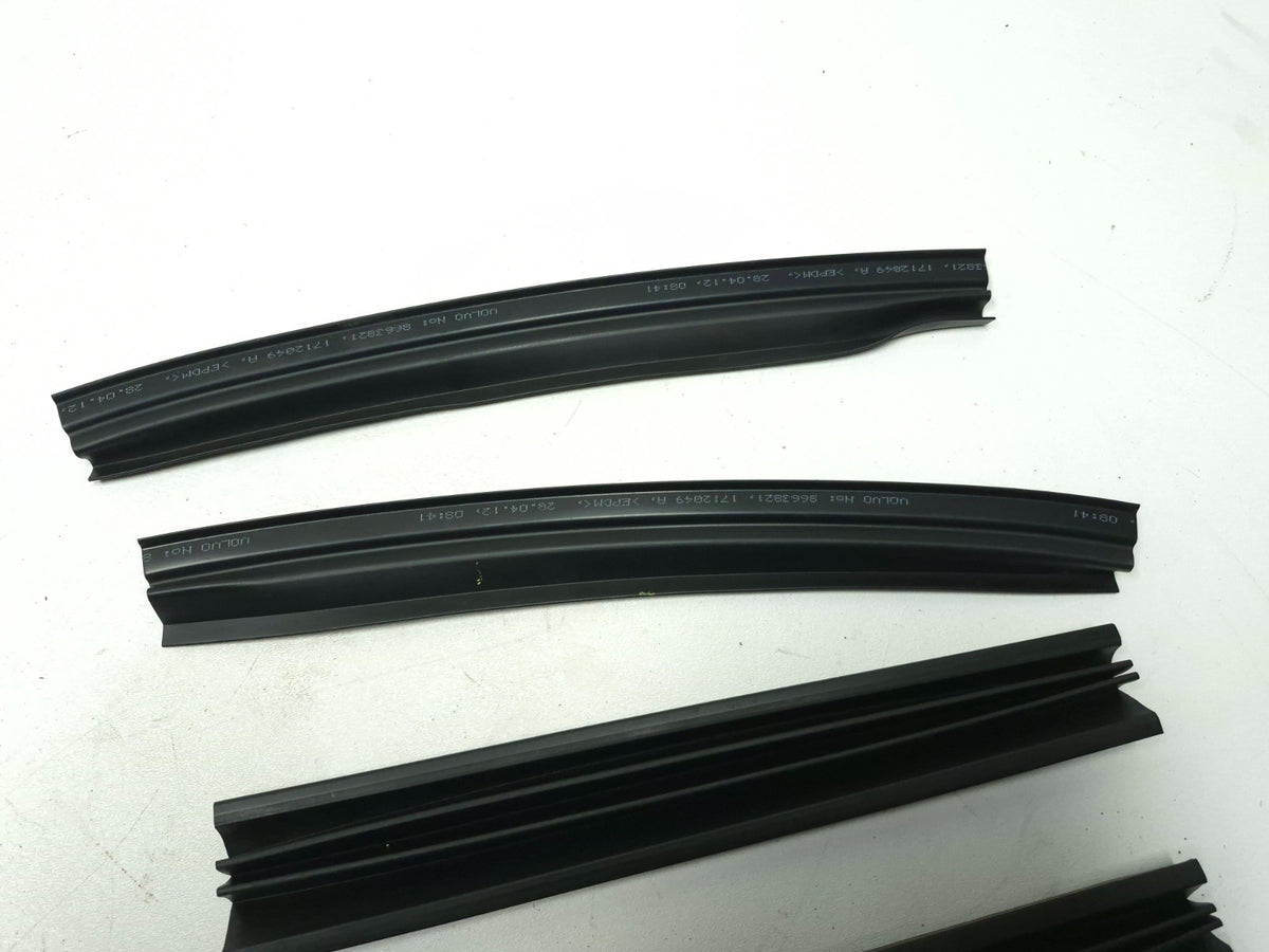 2013 Volvo S60 Sunroof Modesty Panel Trim Seal Weatherstrip 4 Pcs OEM