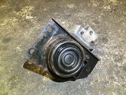 06 07 08 09 10 11 Kia Rio 1.6l Front Upper Engine Motor Mount OEM