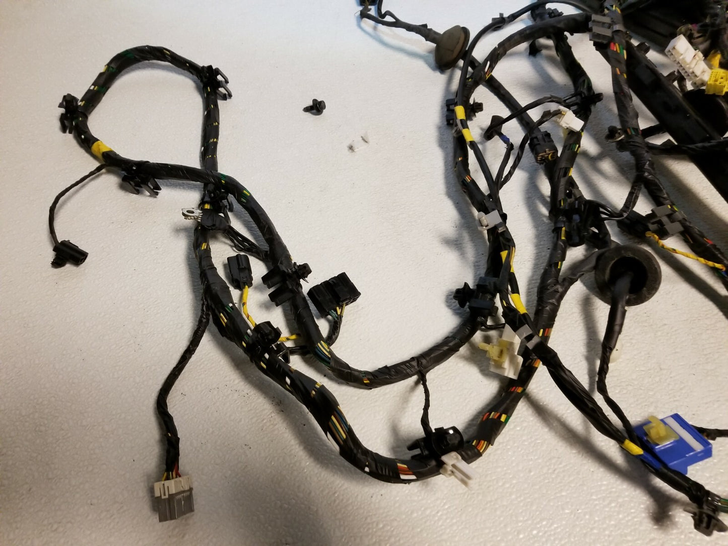 2011 Hyundai Veracruz Interior Floor Wiring Harness OEM