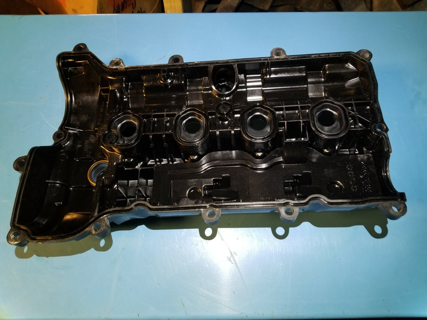 2014 Mazda 3 2.0l Engine Valve Cover OEM