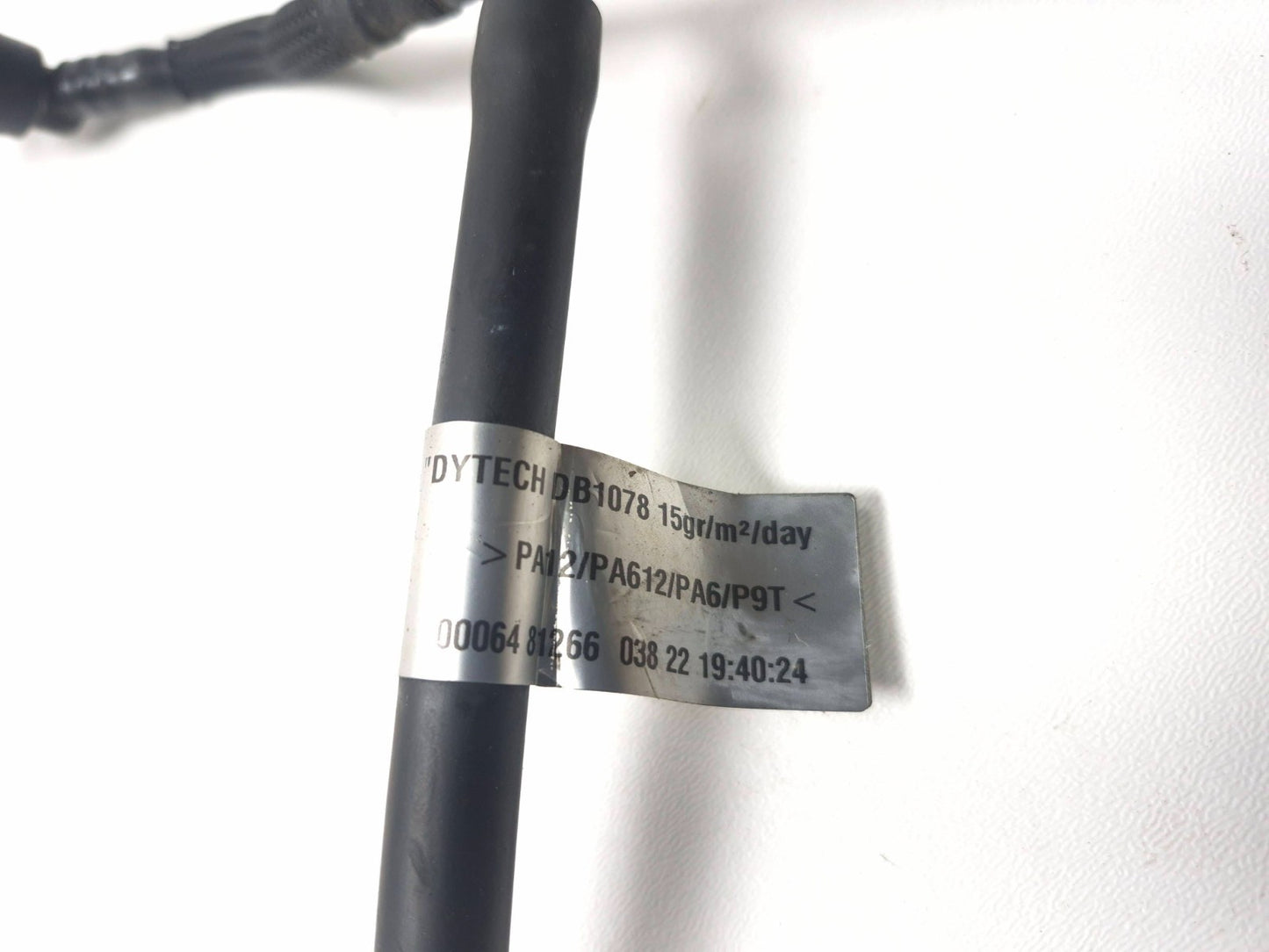 2022 Moto Guzzi V7 Fuel Injector 2pcs & Fuel Hose Pipe OEM