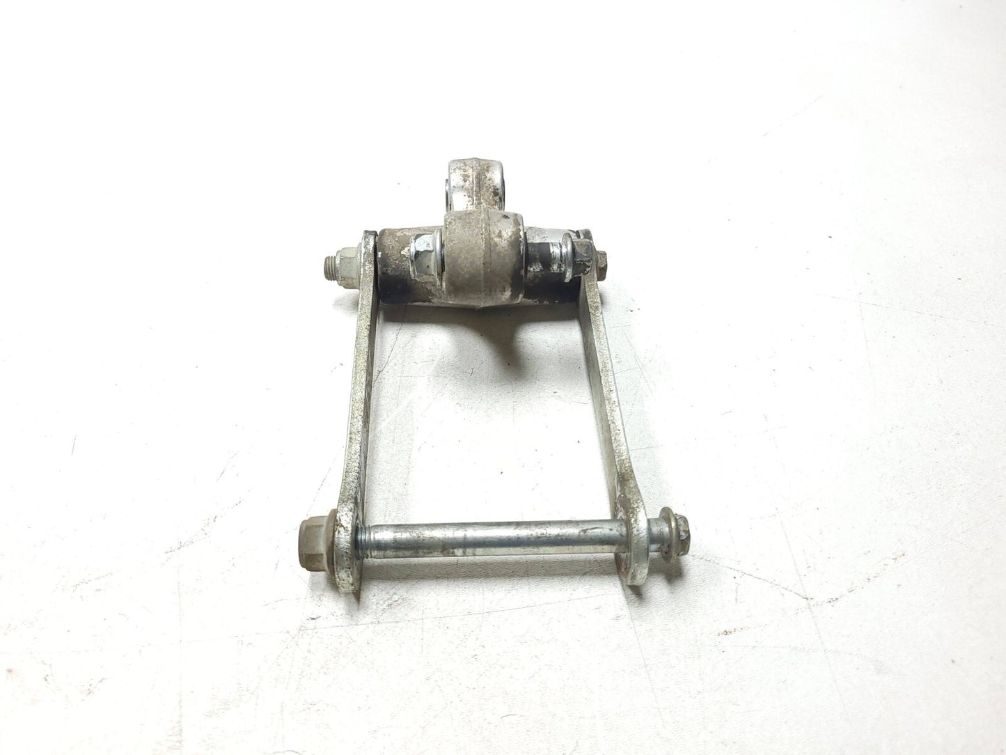 2006 - 2009 Suzuki Boulevard C50 Vl800 Rear Shock Linkage Dogbone OEM