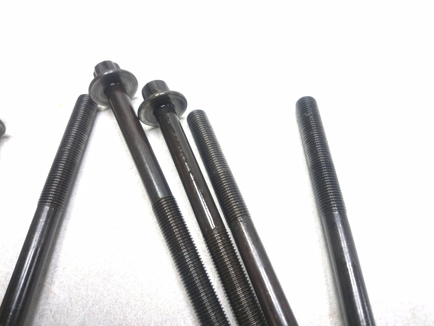 2015 Nissan Juke Cylinder Head Bolts 10pcs OEM 110561kc0a