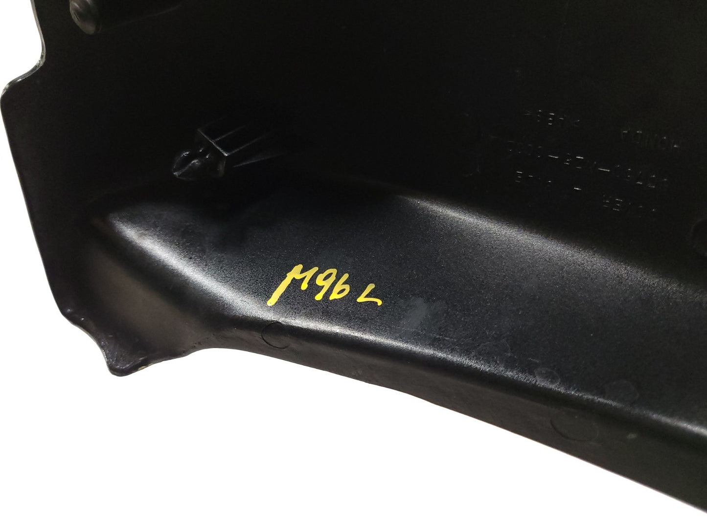 2002 Honda Magna Vf 750c Left Side Cover OEM