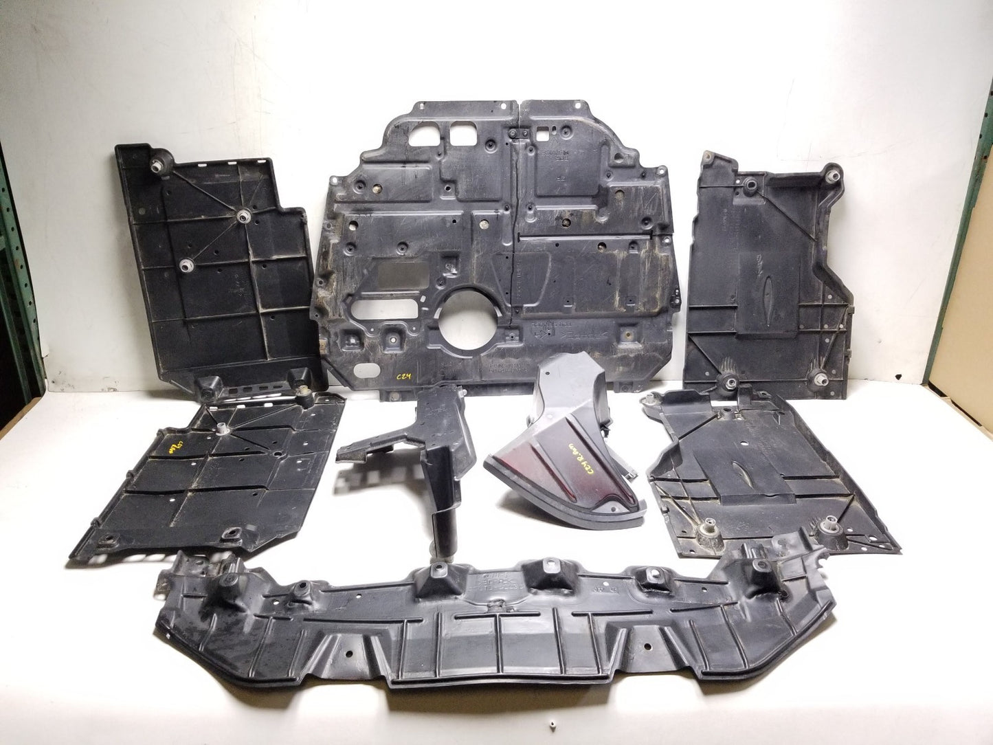 11-17 Lexus CT200h Shield Underbody Floor Cover Oem✅