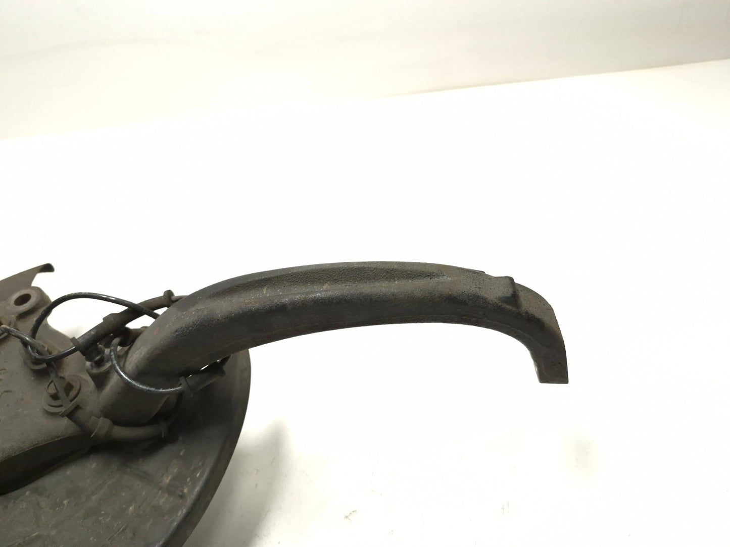 2020 Dodge Challenger 5.7l Front Spindle Knuckle W/ Wheel Hub Driver Side OEM
