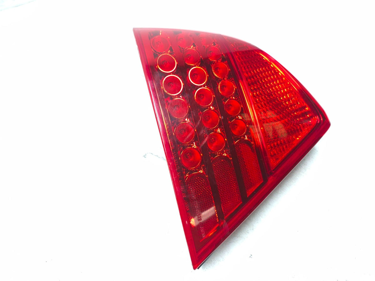 2003-2004 Infiniti G35 Rear Tail Light Left & Right OEM