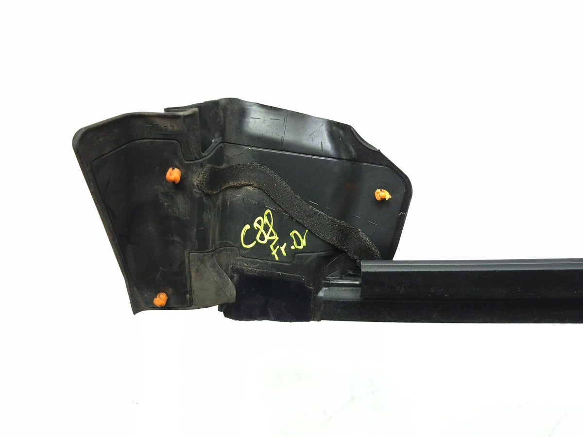 2018 Tesla Model 3 Front Door Seal & Belt Molding Driver Side Lh 3pcs OEM