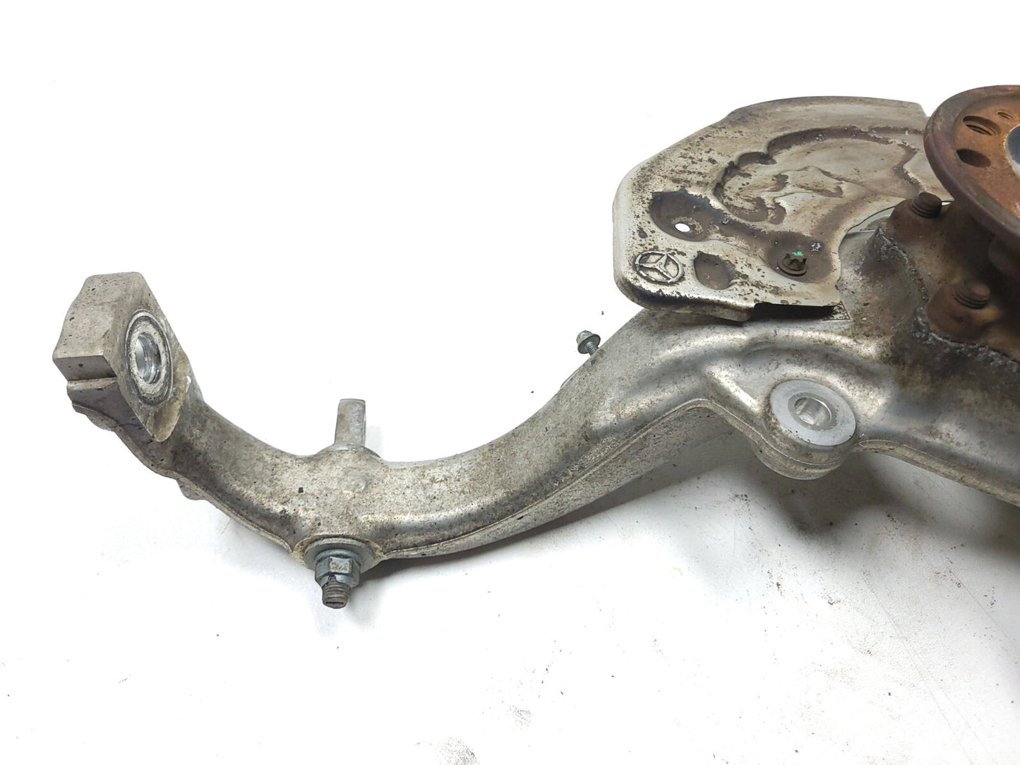 2015 Mercedes C300 AWD Front Wheel Spindle Knuckle Passenger Side Right OEM
