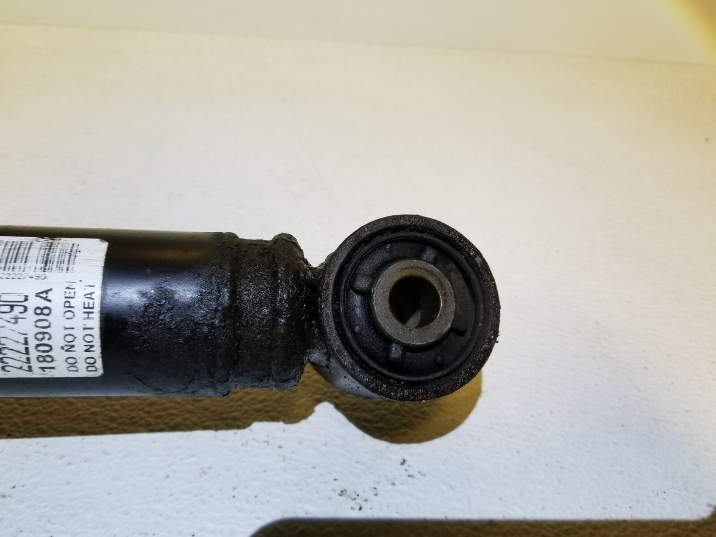 2009 Range Rover Sport Rear Suspension Strut Right Passenger Side OEM