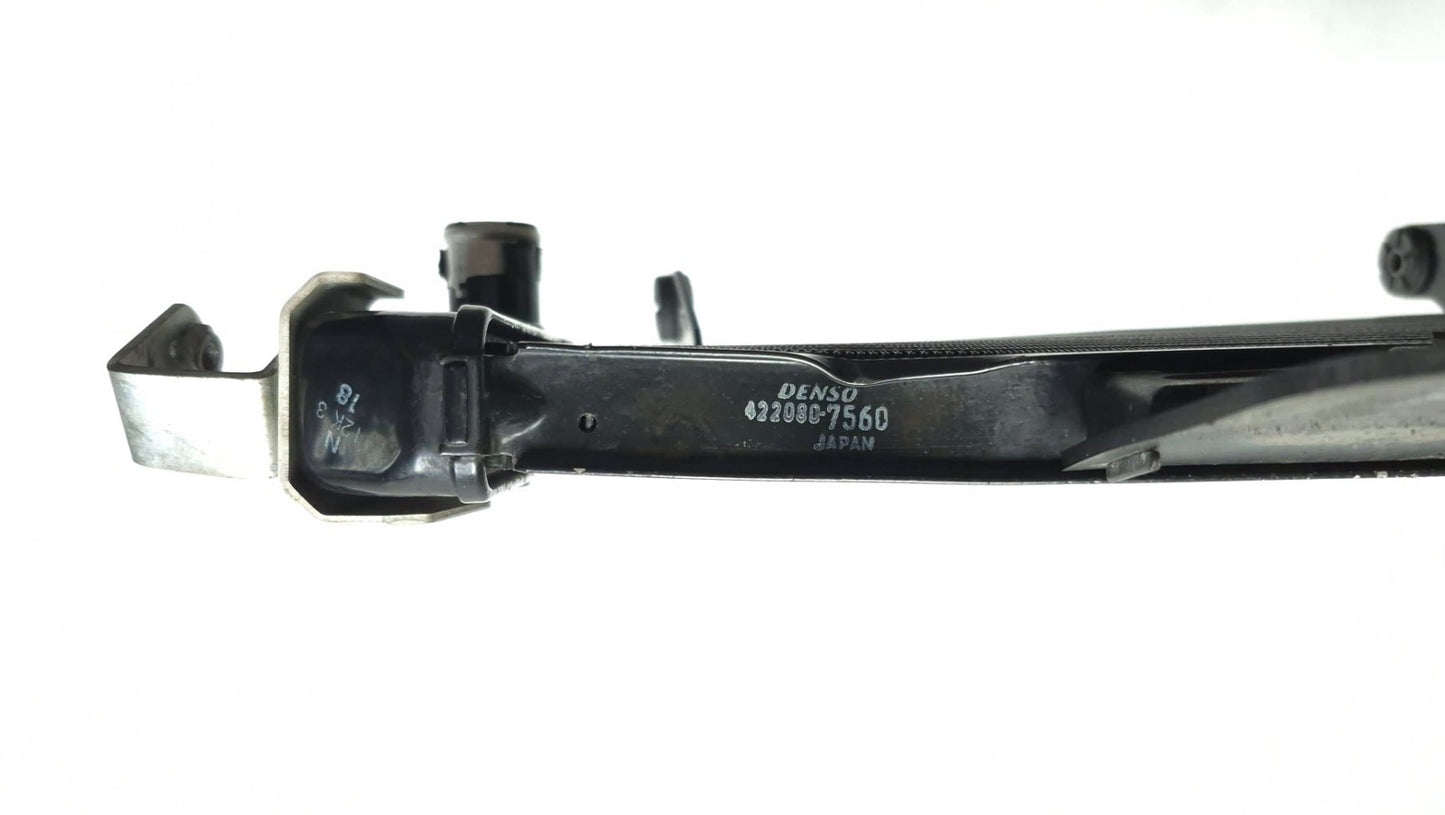 2009 Suzuki Sv650s Radiator 17710-17g40 OEM