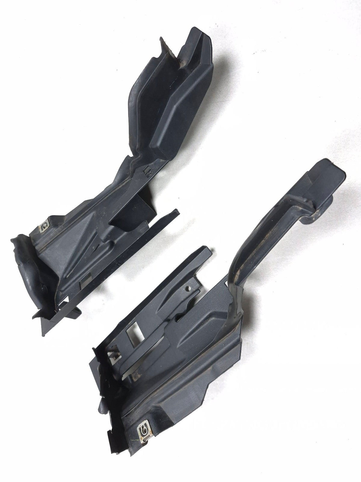 2014 Ford Focus St Front Cowl Panel End Hinge Cover OEM