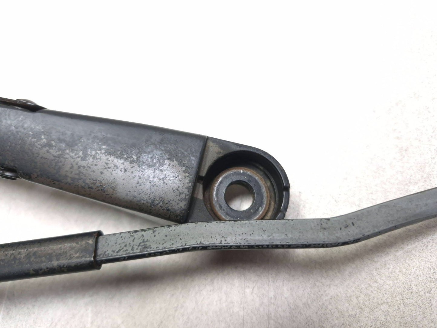 2008 Lincoln Navigator Front Windshield Wiper Arm Left & Right OEM
